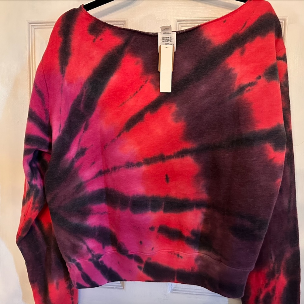Pink Sweater - Picture 2 of 3